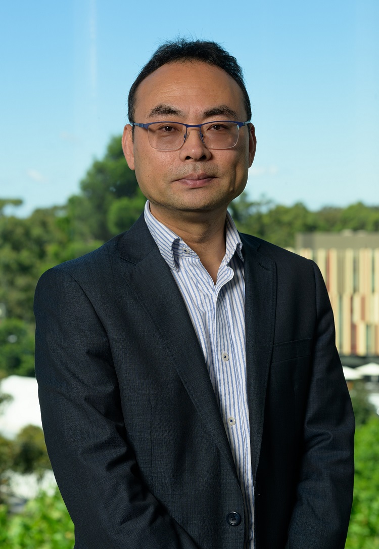 Prof. Dr. Michael Sheng
